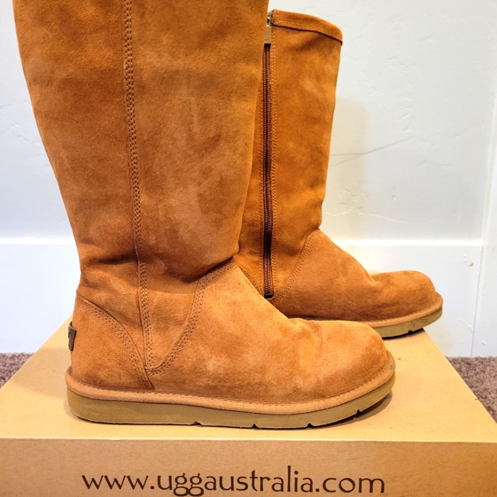Ugg kenly tall zip up suede boots 1890 chestnut size 7